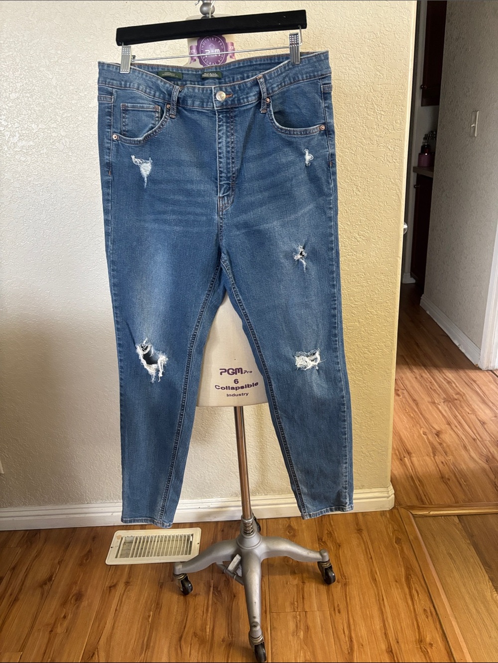 wild fable Distressed Blue High-Rise Women's Jeans